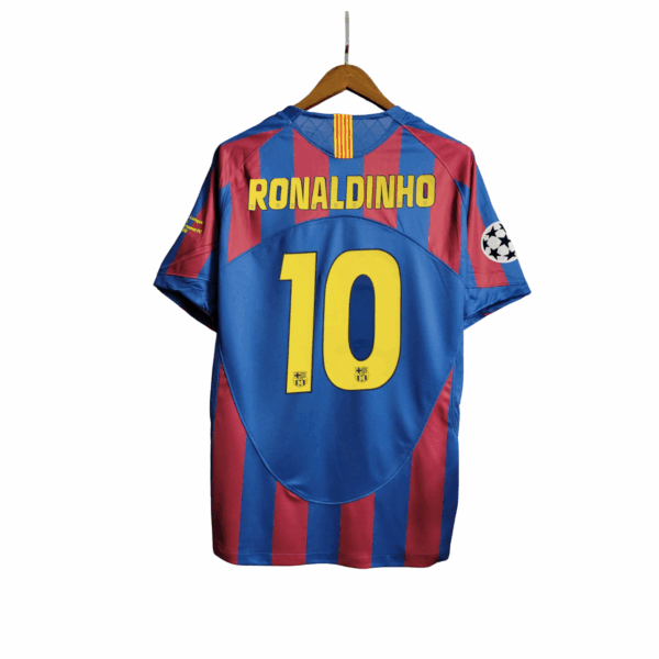 06 Barcelona Ronaldinho Home Jersey Retro