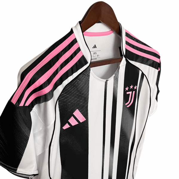 25/26 Juventus Home Jersey Fan Version - Image 2