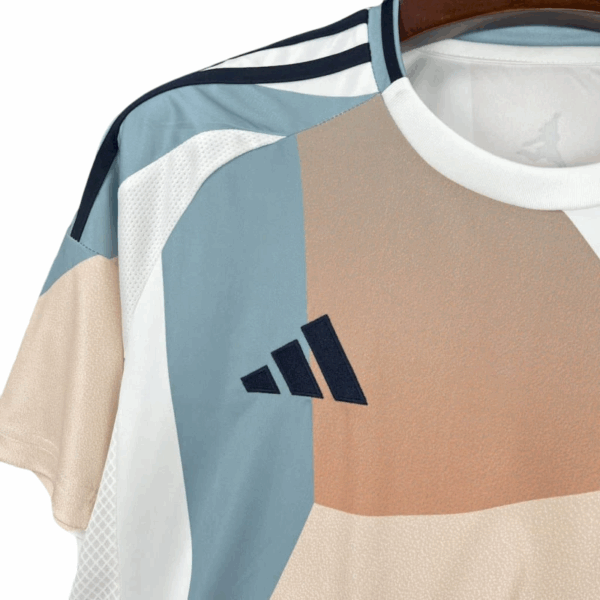 25/26 Spain Away Jersey Fan Version - Image 3