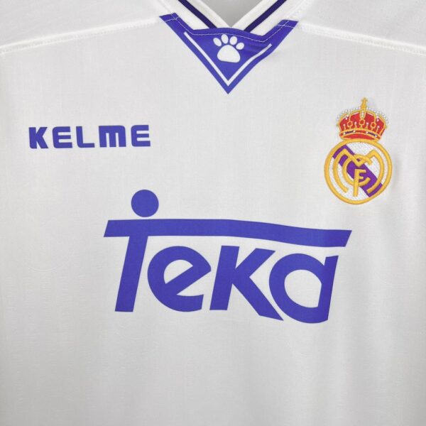 96/97 Real Madrid Home Jersey Retro - Image 4