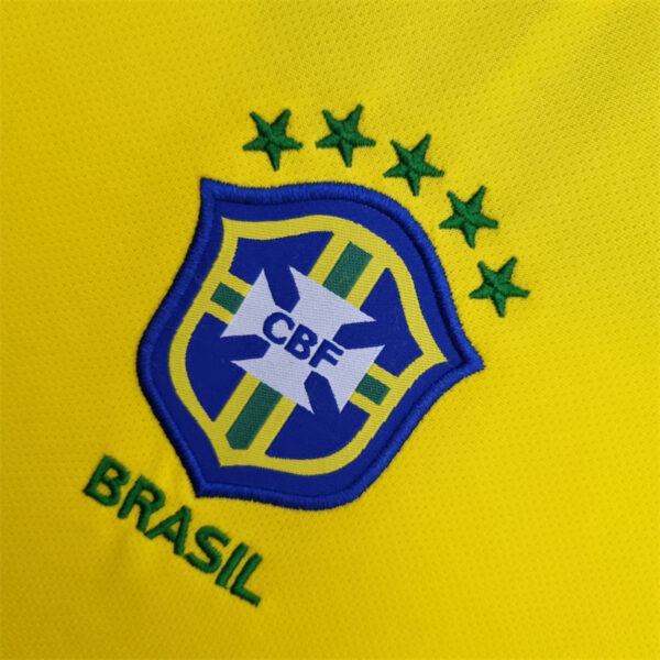 03/04 Brazil Home Jersey Retro - Image 4