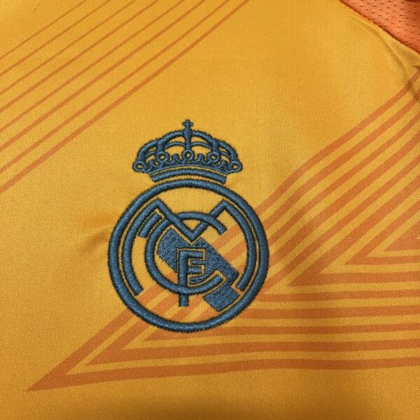 24/25 Real Madrid Away Jersey Fan Version - Image 2