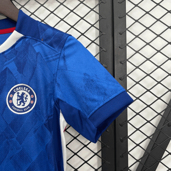 25/26 KIDS Chelsea Home Kids Kit (Shorts+Jersey) - Image 3