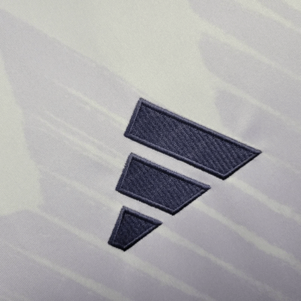 25/26 Manchester United Away - Image 3